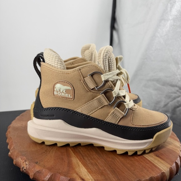 Sorel ONA RMX Chukka Plus Waterproof Canoe / Jet NL5134-262 Women's 7.5 - Picture 2 of 9